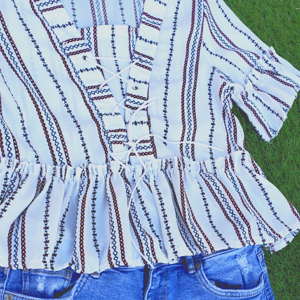 Patterned Top - Picture 2 of 2